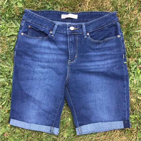 Signature By Levi Strauss & Co Women’s Dark Wash Denim Bermuda Shorts 8.5” Sz 8 - Picture 1 of 6